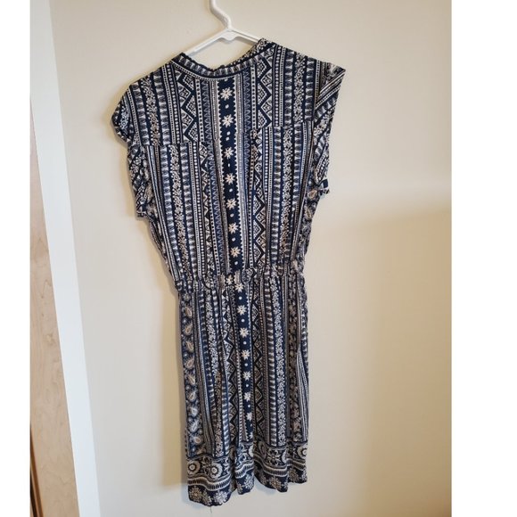 Casual Dress - Picture 3 of 3